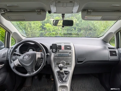 Toyota Auris 1,4 D-4D Linea Sol Blue 5ov 2008, kuva 5/5