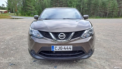 Nissan Qashqai DIG-T 115 Visia 2WD 6M/T 2015, kuva 1/14