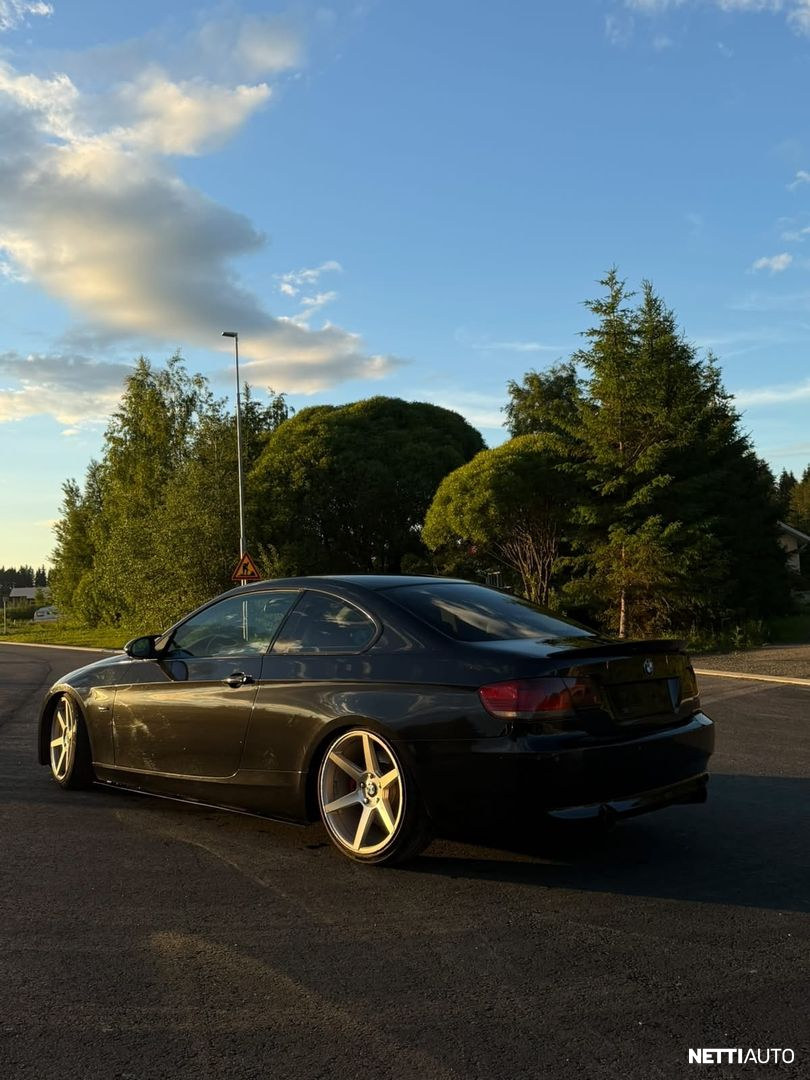 BMW 335