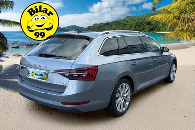 Skoda Superb 2021, photo 3/5