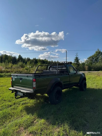Nissan King Cab 2002, photo 6/11