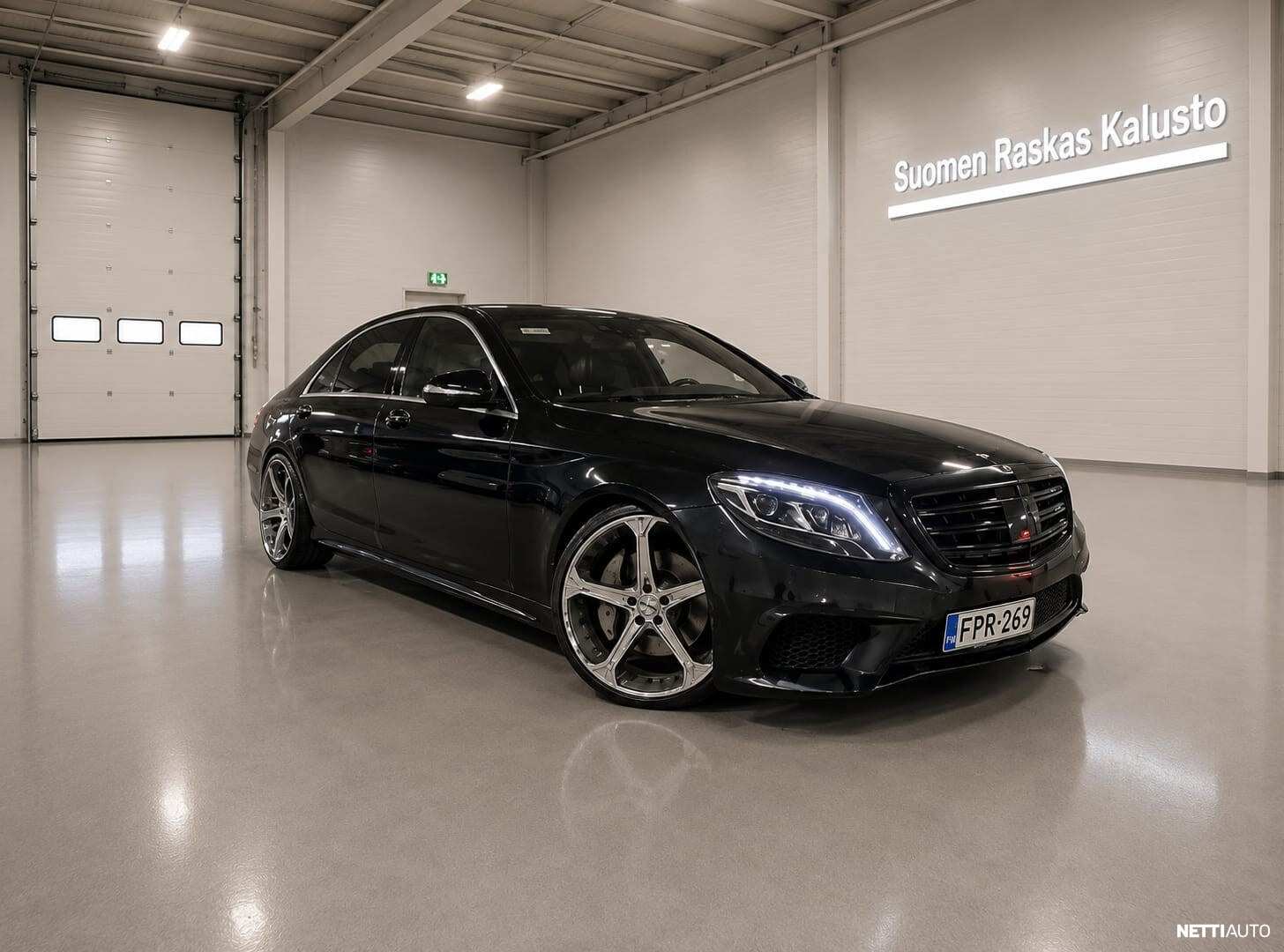 Mercedes-Benz S