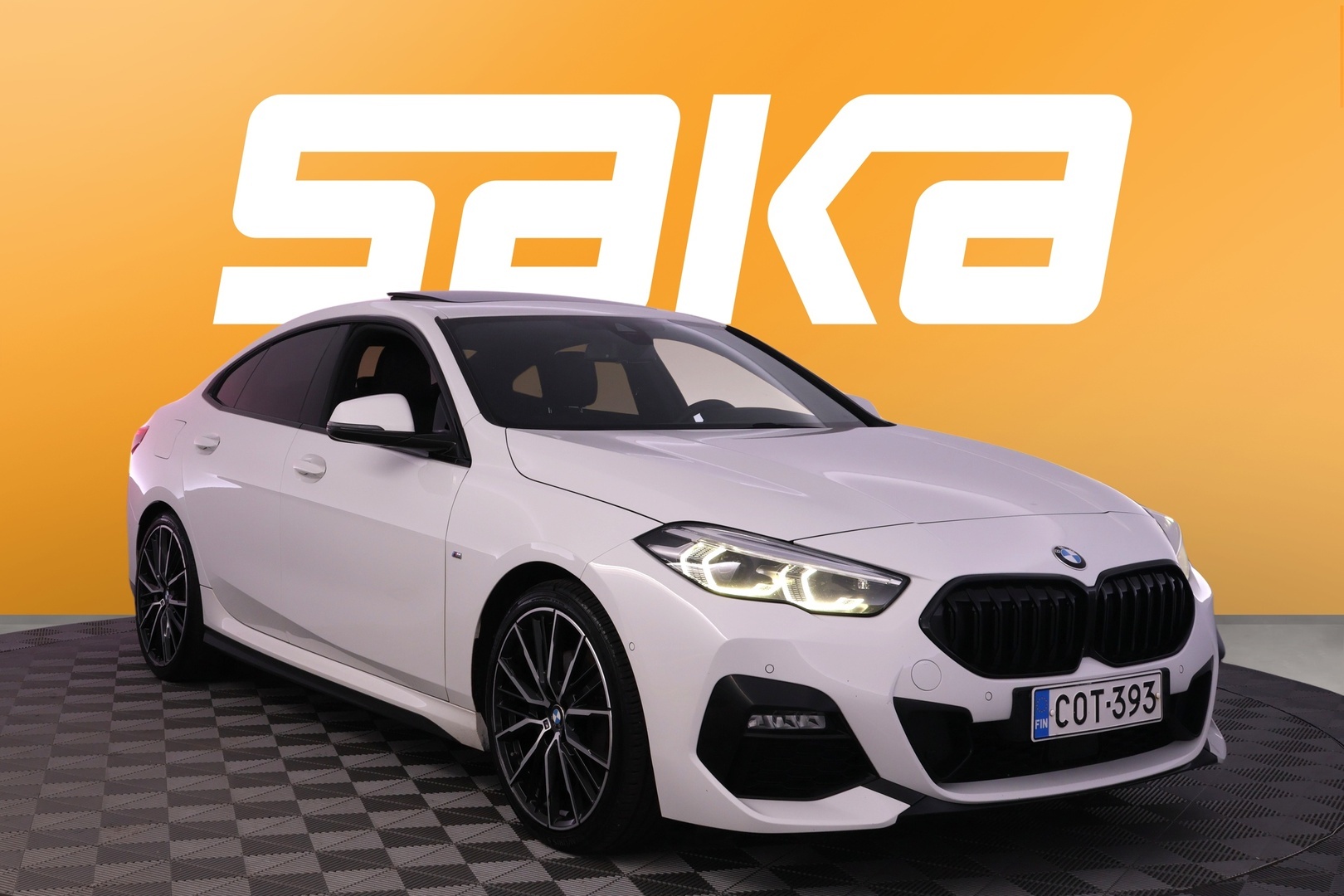 BMW 218