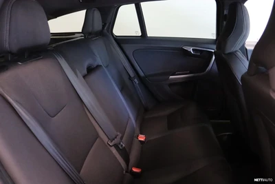 Volvo V60 D4 Momentum aut 2015, kuva 6/14