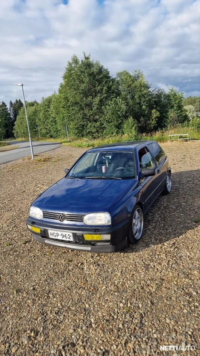 Volkswagen Golf 1,8 CL 3d aut. 1995, photo 2/9