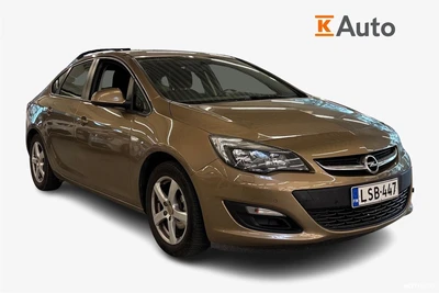 Opel Astra 2013, photo 1/4