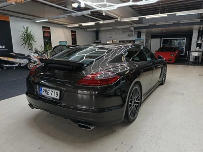 Porsche Panamera 3.6 V6 4X4 2011, photo 7/23