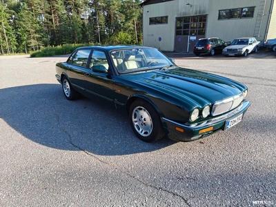 Jaguar XJ6 1995, kuva 2/4