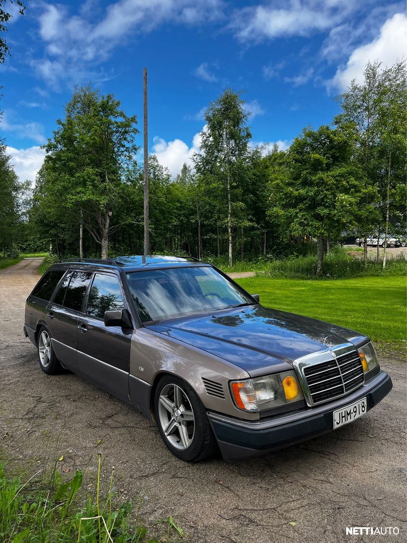 Mercedes-Benz 250