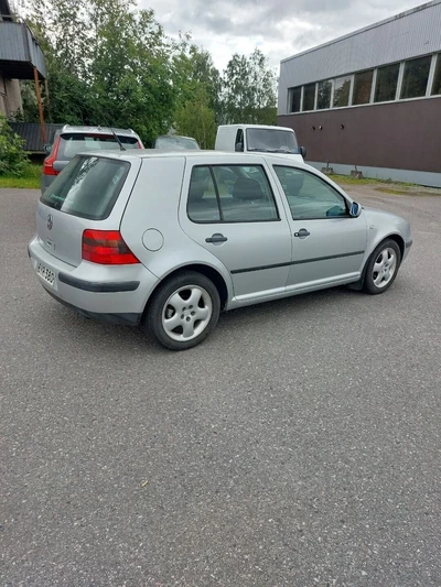 Volkswagen Golf 1.4 55kW 5-ov 2001, kuva 3/6