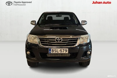 Toyota Hilux 2015, photo 7/25