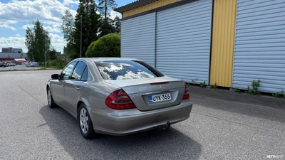 Mercedes-Benz E 200 2003, kuva 3/29