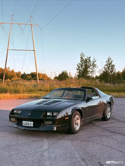Chevrolet Camaro 1988, photo 2/10