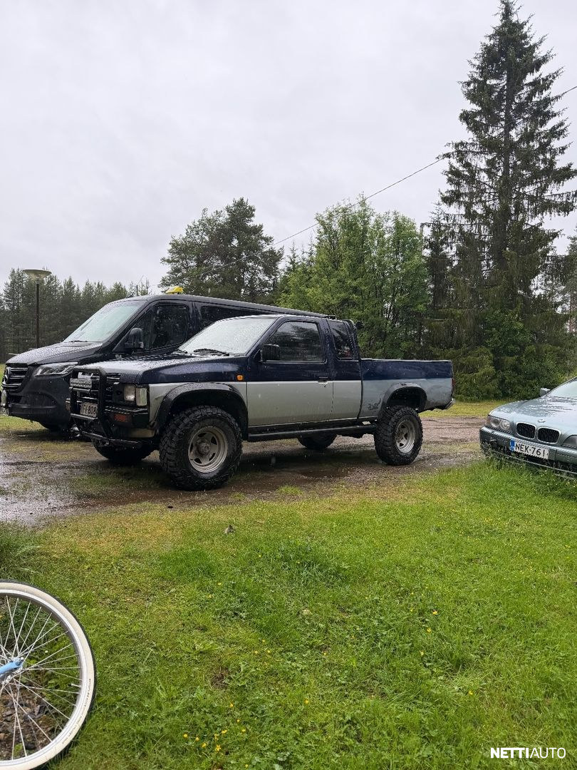 Nissan Pick-up