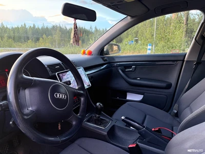 Audi A4 2001, photo 6/7