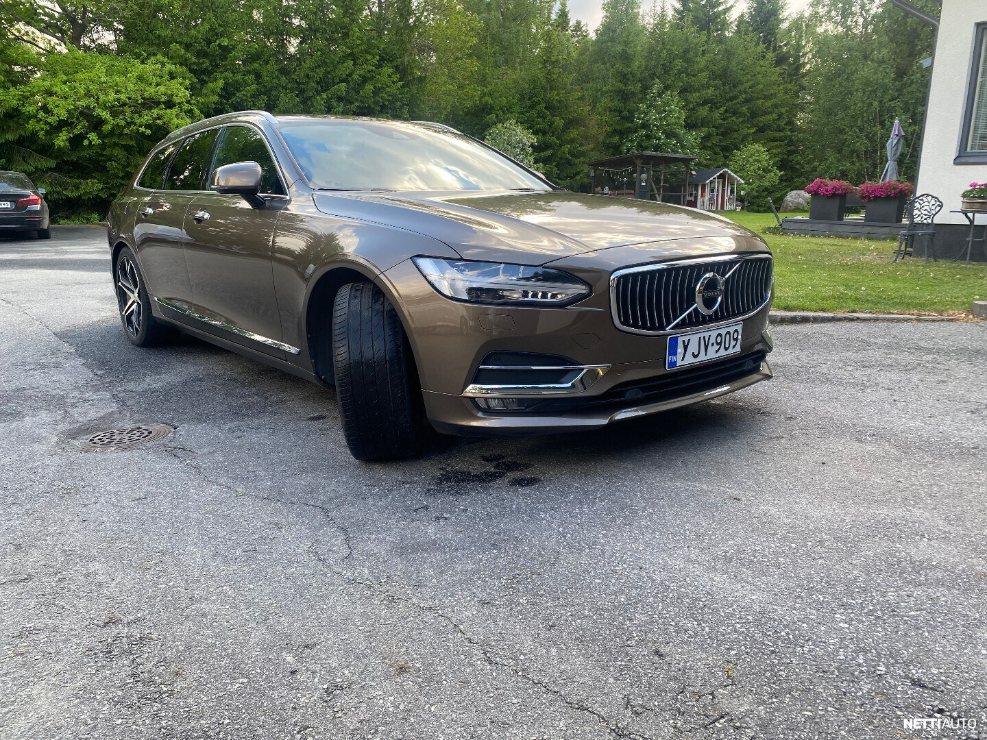 Volvo V90