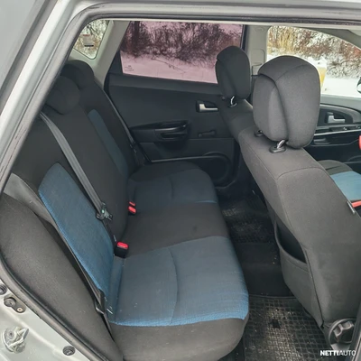 Kia Ceed 2011, kuva 6/9