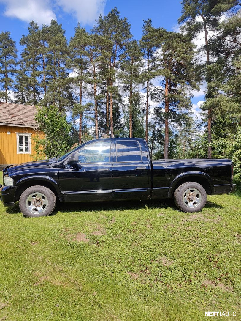 Dodge Ram 2500 2004, photo 2/17