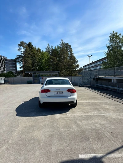 Audi A4 B8 2.0 TDI 2010, kuva 7/10