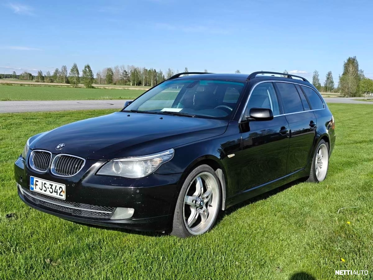 BMW 525