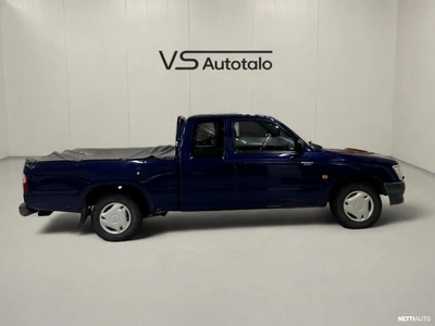 Toyota Hilux 2000, photo 2/14