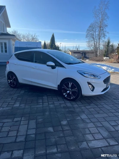 Ford Fiesta 2019, photo 7/17