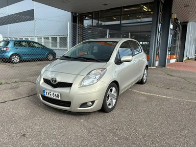 Toyota Yaris 2010, kuva 1/4