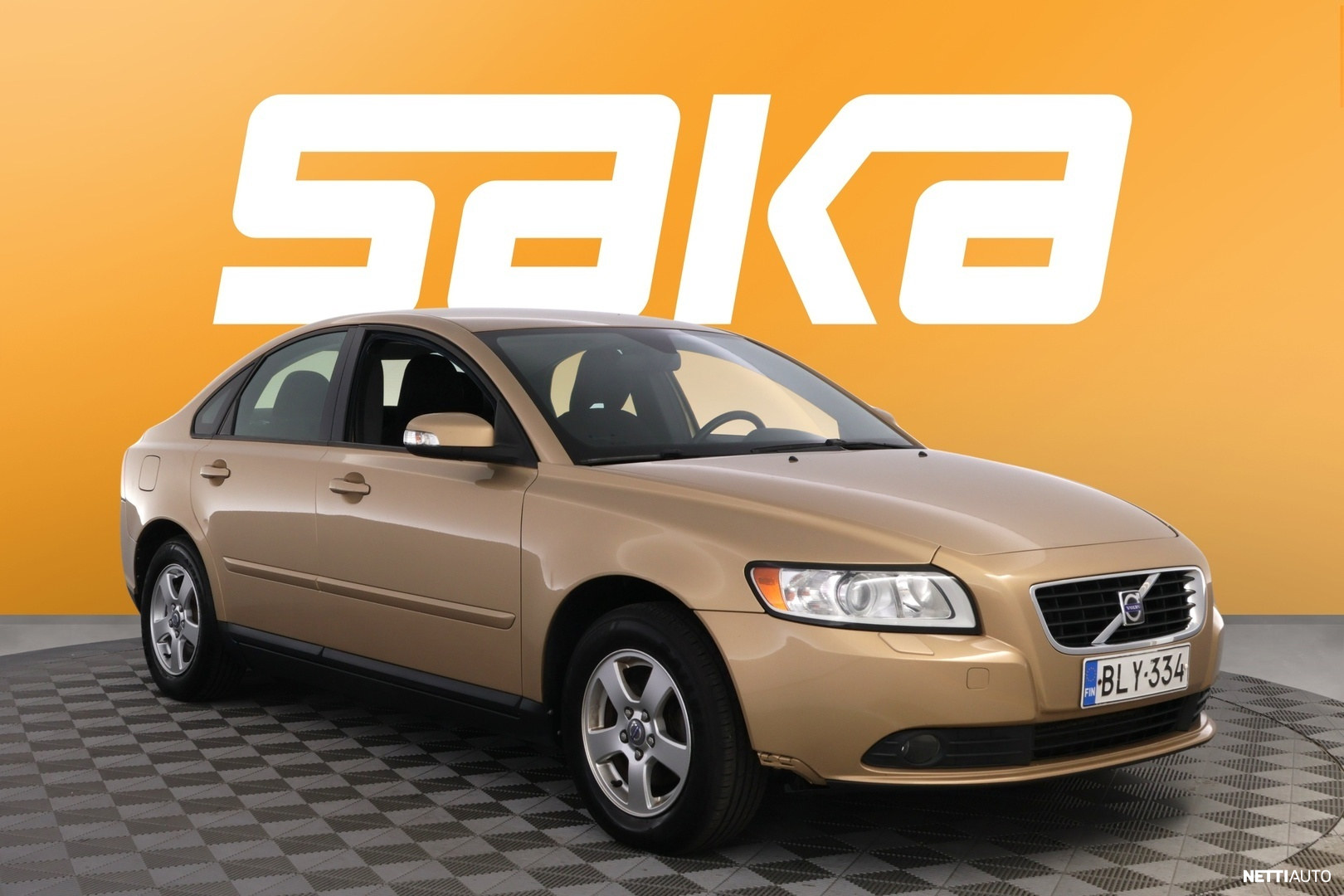 Volvo S40