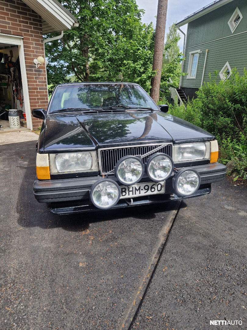 Volvo 740