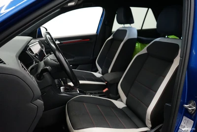 Volkswagen T-Roc 2020, photo 6/23