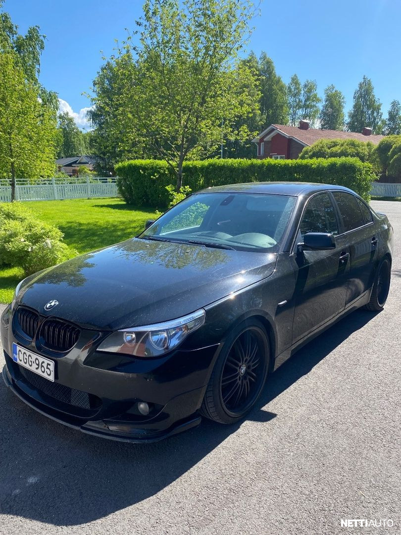 BMW 525