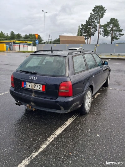 Audi A4 1997, photo 4/7
