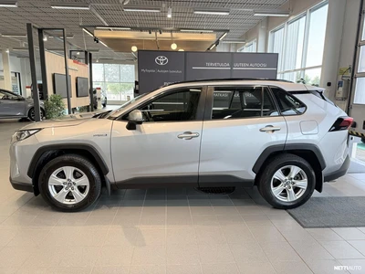 Toyota RAV4 2020, kuva 2/10