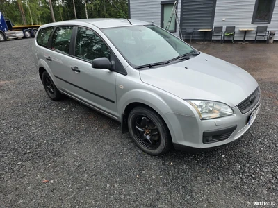 Ford Focus Juuri katsastettu 2006, kuva 5/13