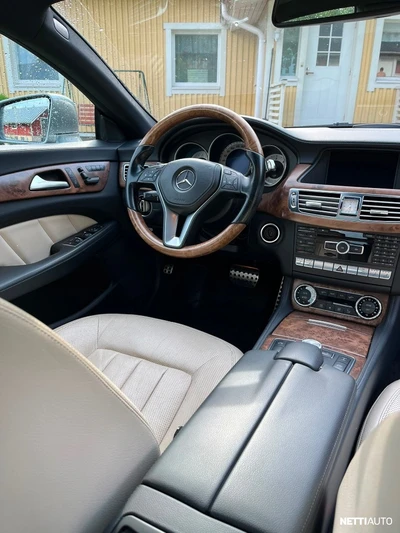 Mercedes-Benz CLS 2012, kuva 4/12