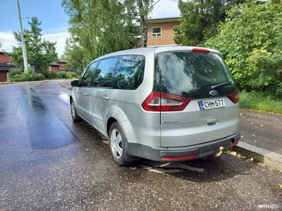 Ford Galaxy 2009, photo 3/4