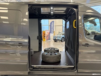Ford Transit 2026, photo 5/18