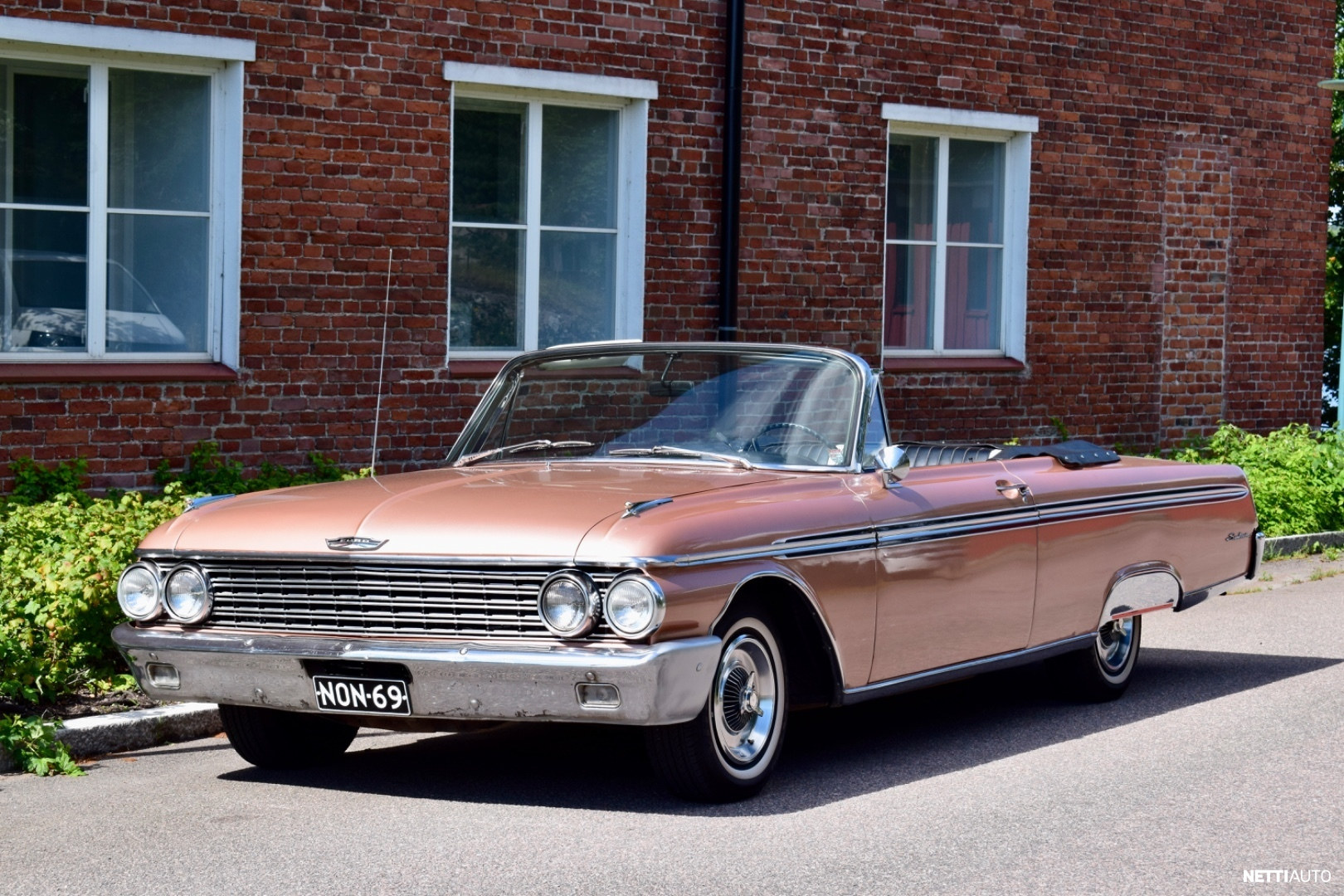 Ford Galaxie