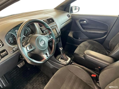 Volkswagen Polo 2012, photo 7/26