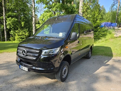 Mercedes-Benz Sprinter 2024, photo 2/18