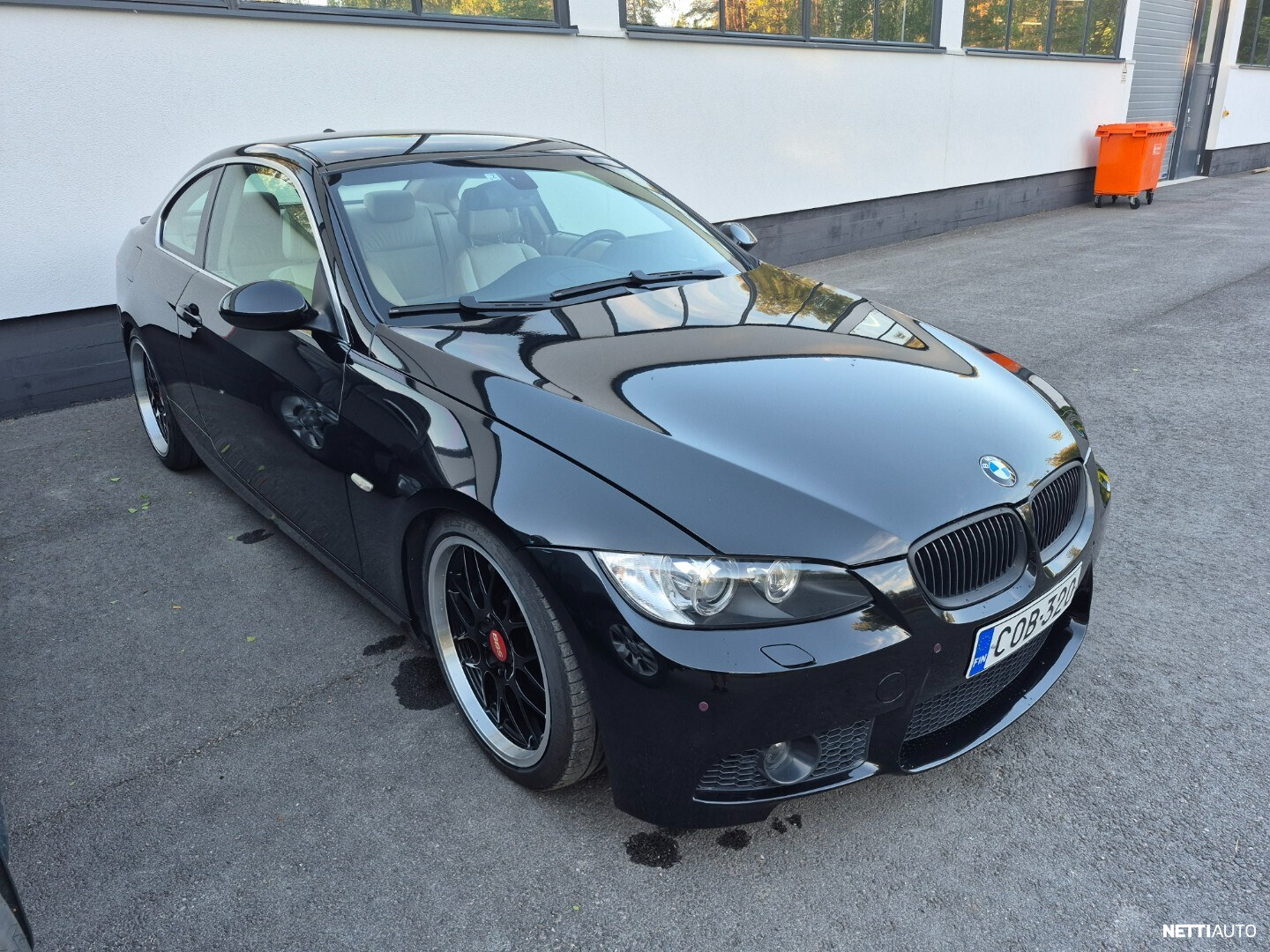 BMW 335