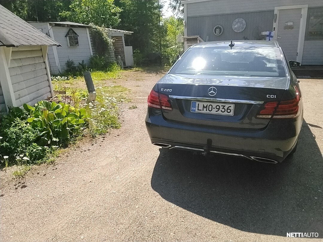 Mercedes-Benz E