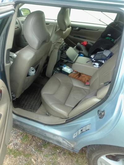 Volvo V70 2002, kuva 6/7