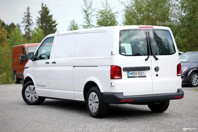 Volkswagen Transporter 2023, photo 6/30