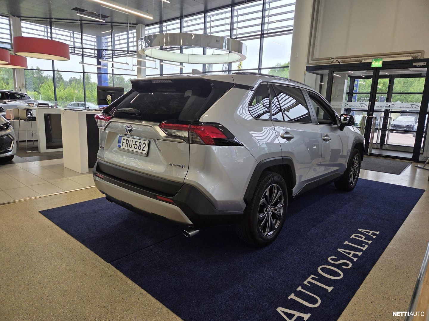 Toyota RAV4 2022, kuva 2/15