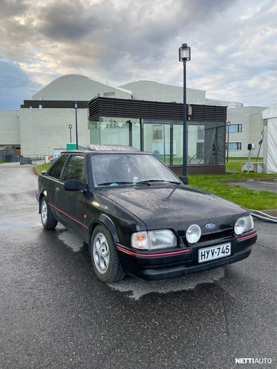 Ford Escort 1987, photo 2/3