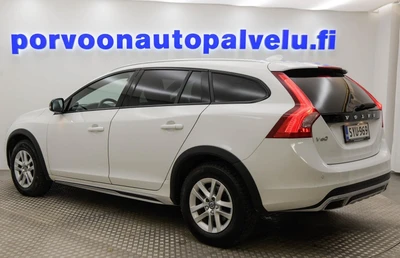 Volvo V60 Cross Country 2016, photo 2/10