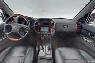 Mitsubishi Pajero 3.2 D-ID 2003, kuva 7/19
