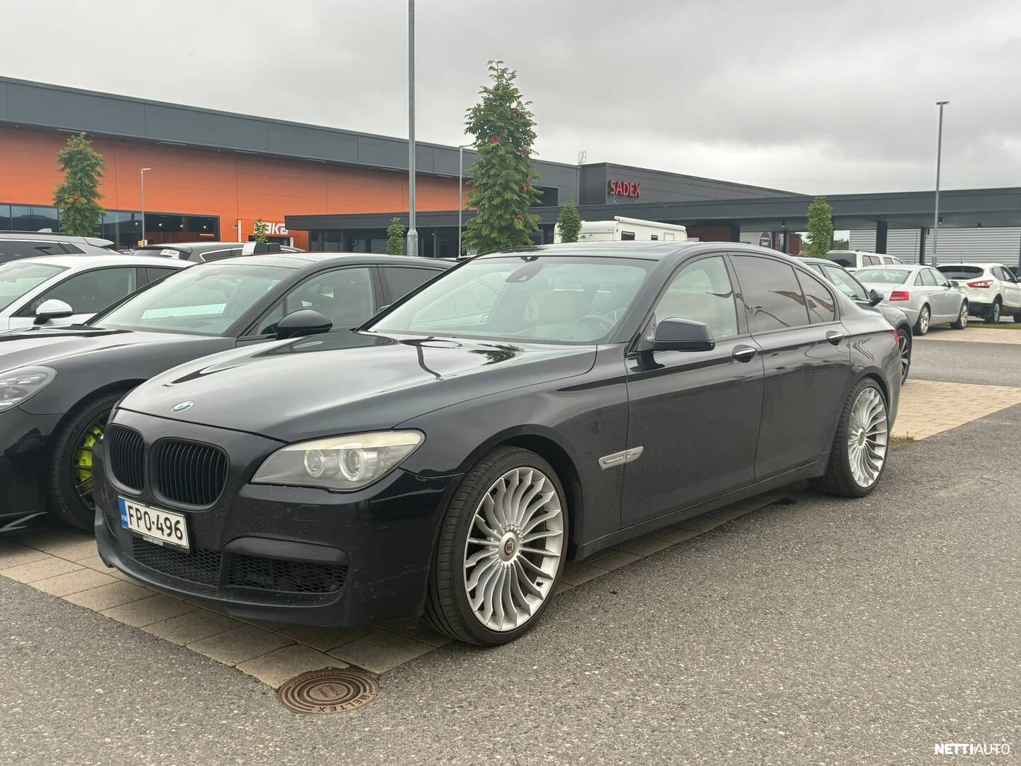 BMW 740