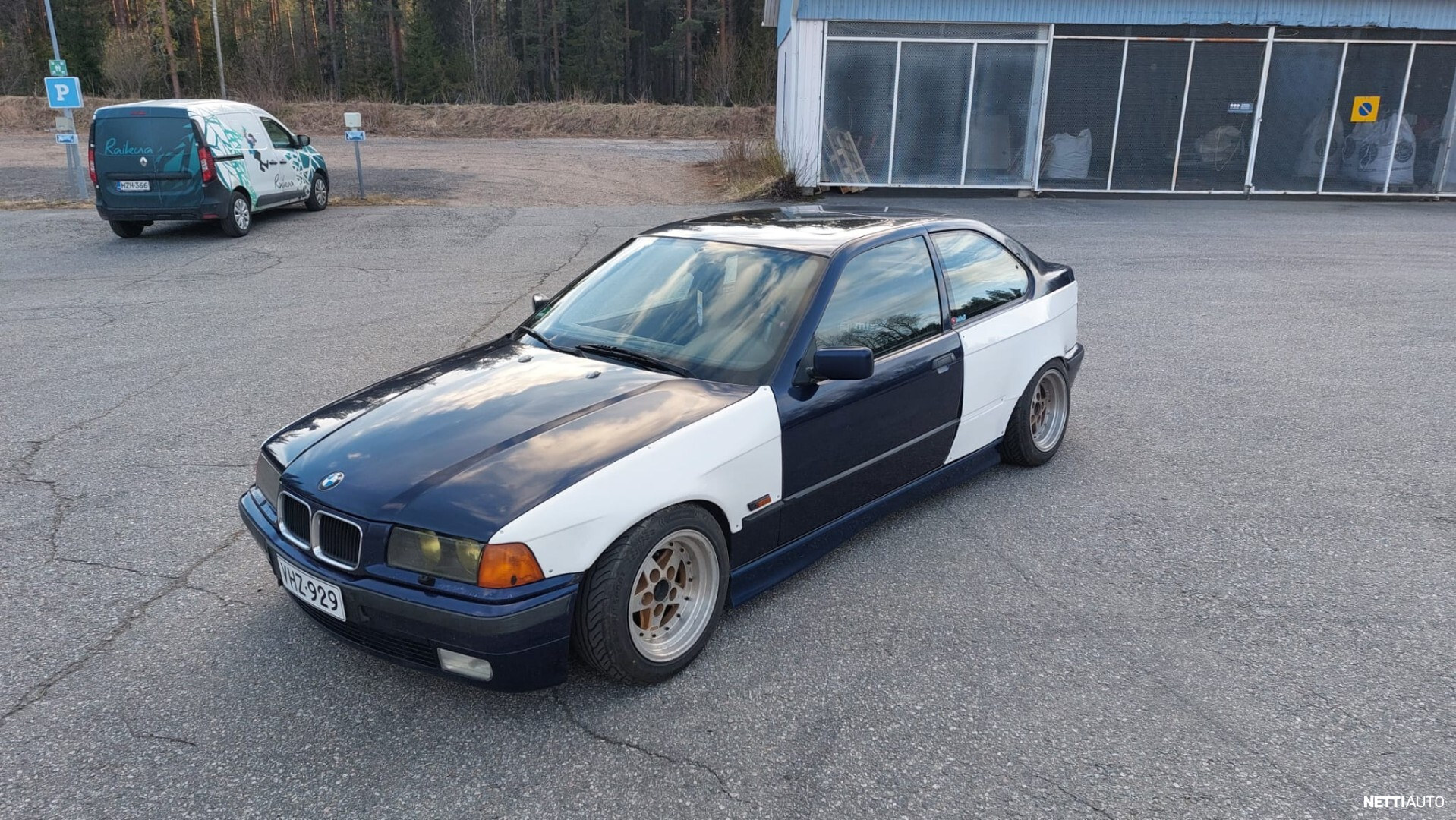 BMW 318